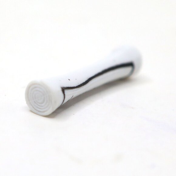 Bratz Pampered Pups Scroll Birth Certificate Accessories  2001 Chloe Dog Doll - Picture 3 of 3